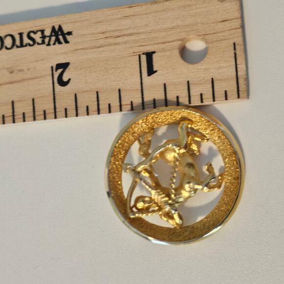 Vintage Park Lane Gold Sagittarius Zodiac Brooch Pin - Picture 4 of 6